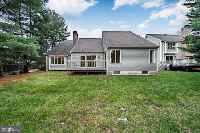 1110 MEWS LN, West Chester, PA 19382