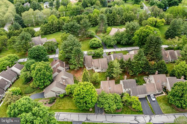 1110 MEWS LN, West Chester, PA 19382