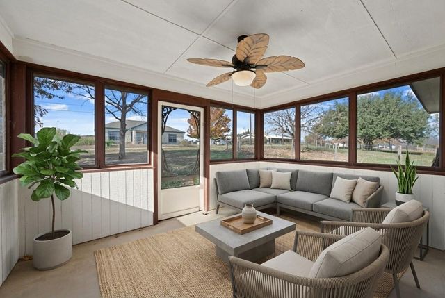 143 Boulder DR, Kingsland, TX 78639