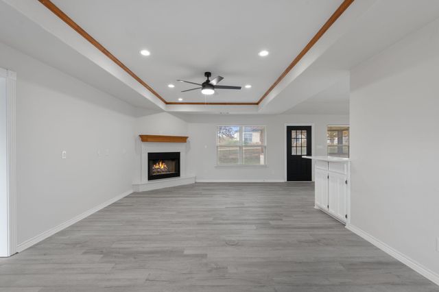 143 Boulder DR, Kingsland, TX 78639