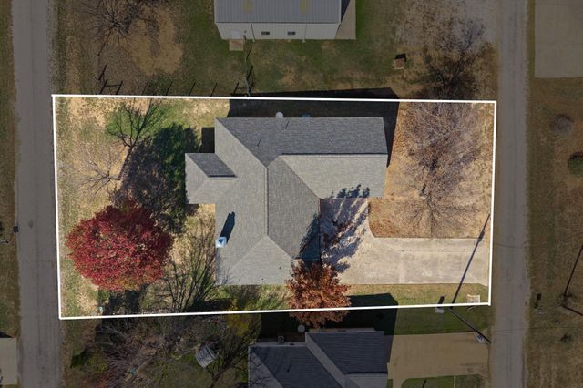 143 Boulder DR, Kingsland, TX 78639