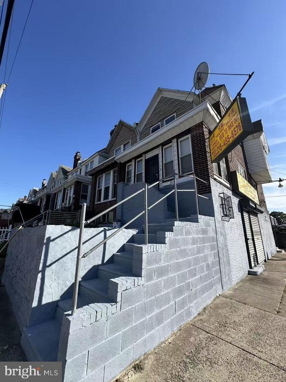 150 W FISHER AVE, Philadelphia, PA 19120
