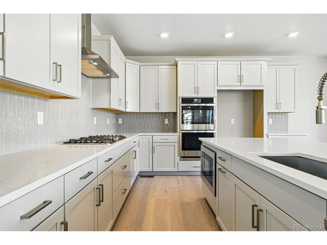 9329 Russell Cir, Arvada, CO 80007