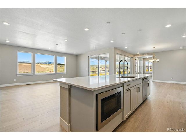 9329 Russell Cir, Arvada, CO 80007