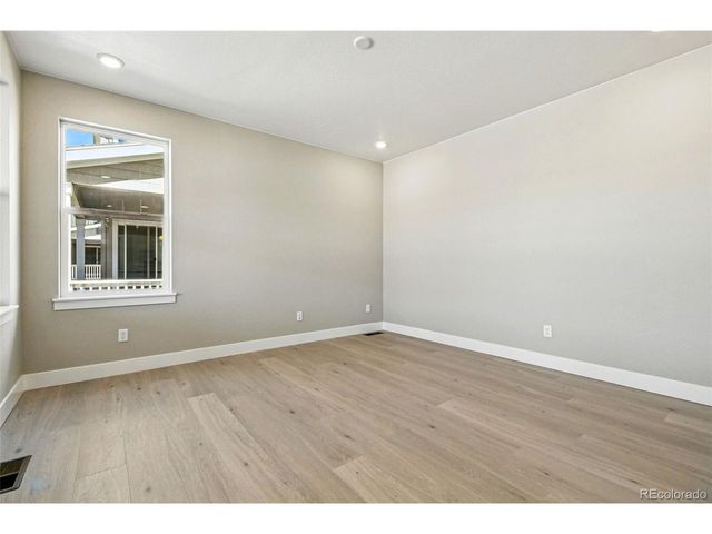 9329 Russell Cir, Arvada, CO 80007