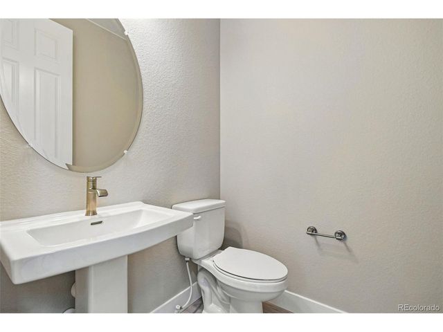 9329 Russell Cir, Arvada, CO 80007