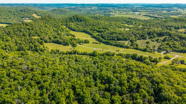 73 Shoulders Ln, Dixon Springs, TN 37057