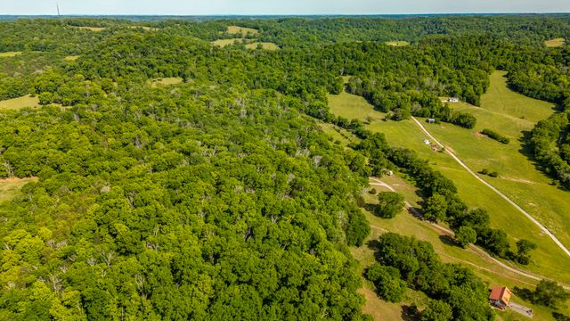 73 Shoulders Ln, Dixon Springs, TN 37057