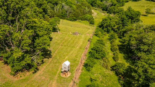 73 Shoulders Ln, Dixon Springs, TN 37057