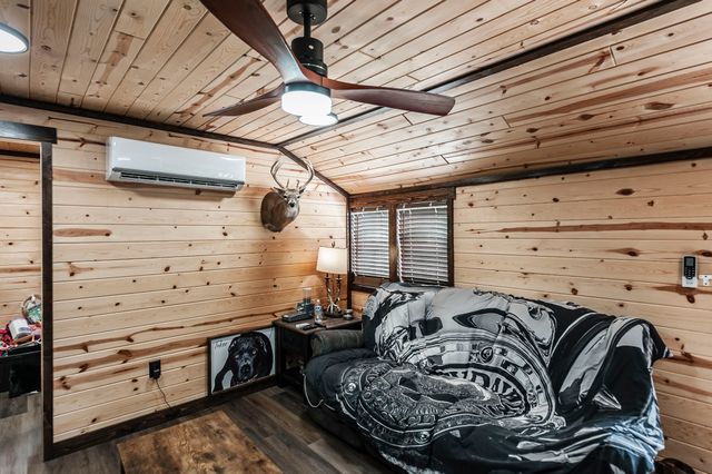 73 Shoulders Ln, Dixon Springs, TN 37057