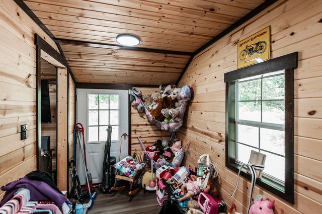 73 Shoulders Ln, Dixon Springs, TN 37057