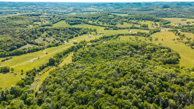 73 Shoulders Ln, Dixon Springs, TN 37057