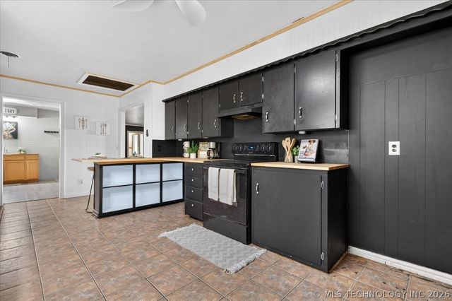 9777 EW 23 Road, Nowata, OK 74048