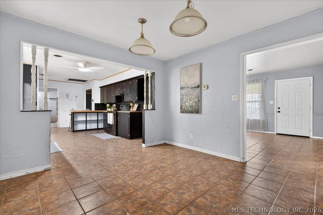 9777 EW 23 Road, Nowata, OK 74048