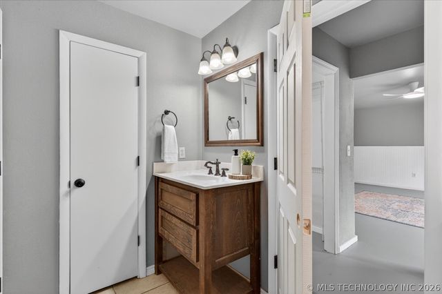 9777 EW 23 Road, Nowata, OK 74048