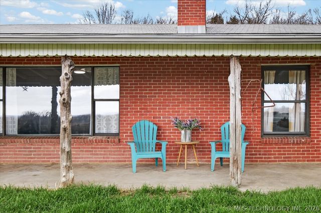 9777 EW 23 Road, Nowata, OK 74048