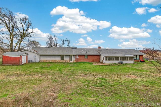 9777 EW 23 Road, Nowata, OK 74048
