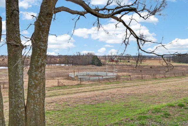 9777 EW 23 Road, Nowata, OK 74048
