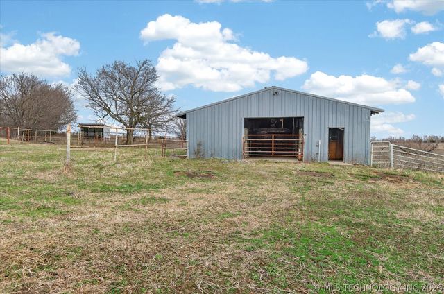 9777 EW 23 Road, Nowata, OK 74048