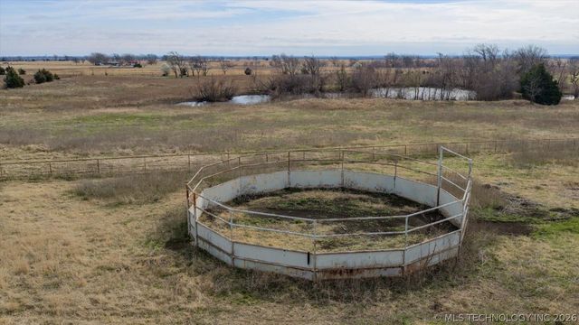 9777 EW 23 Road, Nowata, OK 74048