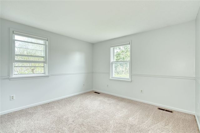 6 Hunters Pointe, Pittsford, NY 14534