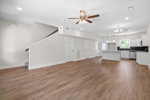 109 Adkins St # A, Clarksville, TN 37042