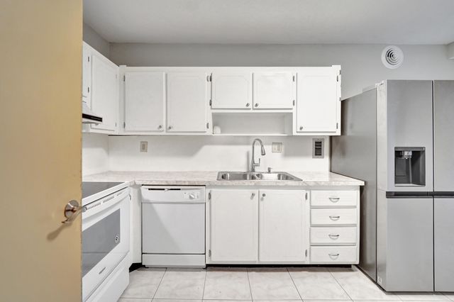 4250 Galt Ocean Drive, Fort Lauderdale, FL 33308