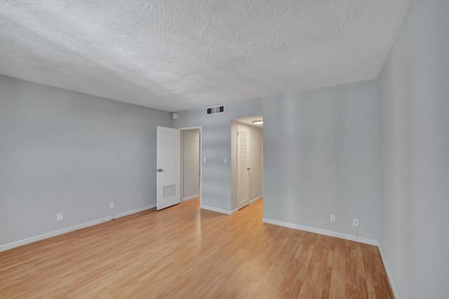 4250 Galt Ocean Drive, Fort Lauderdale, FL 33308