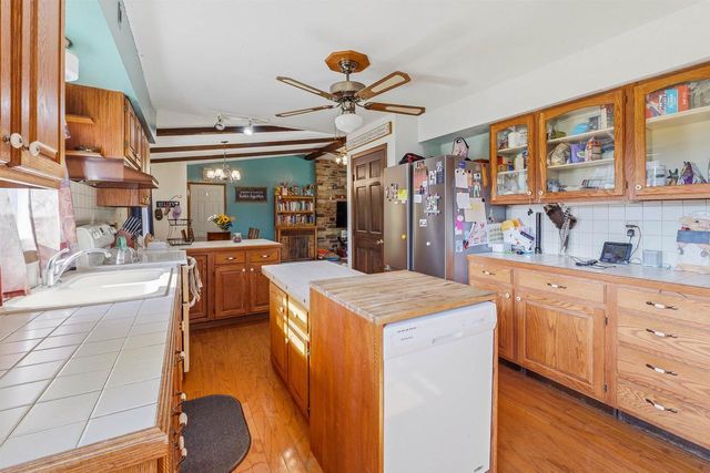 N3660 9TH AVENUE, Hancock, WI 54943