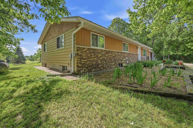 N3660 9TH AVENUE, Hancock, WI 54943