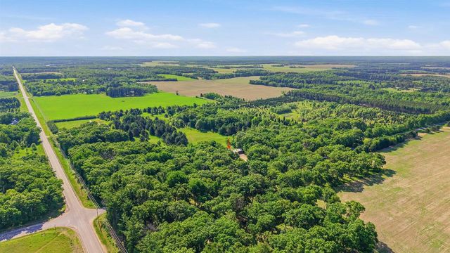 N3660 9TH AVENUE, Hancock, WI 54943