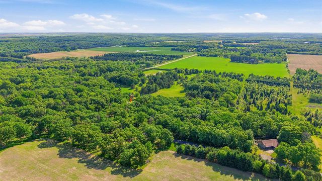 N3660 9TH AVENUE, Hancock, WI 54943