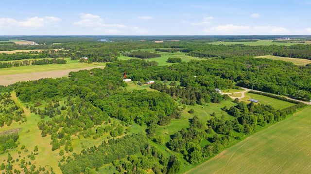 N3660 9TH AVENUE, Hancock, WI 54943