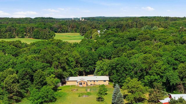 N3660 9TH AVENUE, Hancock, WI 54943