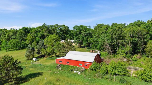 N3660 9TH AVENUE, Hancock, WI 54943