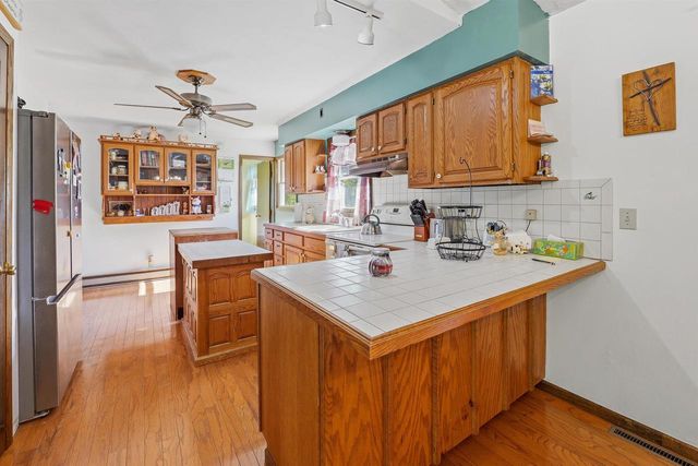 N3660 9TH AVENUE, Hancock, WI 54943
