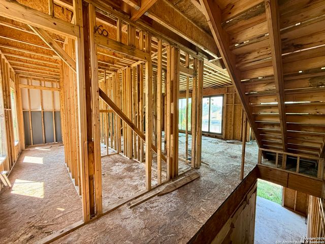 412 S Hackberry St, San Antonio, TX 78203