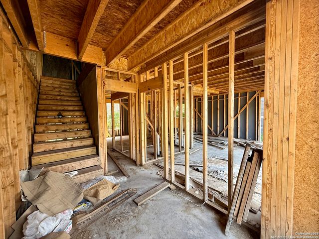 412 S Hackberry St, San Antonio, TX 78203