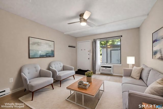 10 Pineview Drive D, Branford, CT 06405