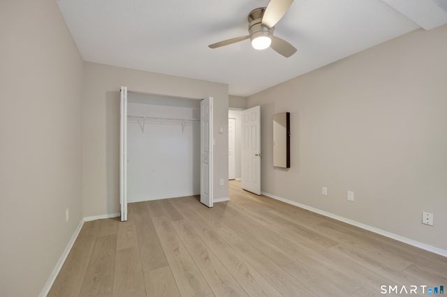 10 Pineview Drive D, Branford, CT 06405
