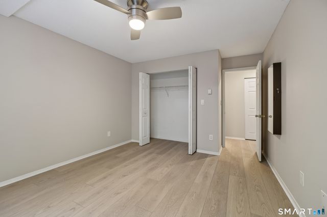 10 Pineview Drive D, Branford, CT 06405