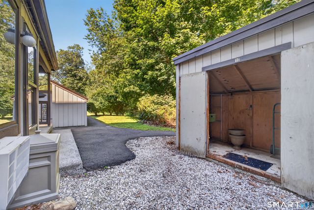10 Pineview Drive D, Branford, CT 06405