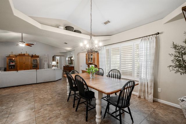 22052 Melrose Court, Madera, CA 93638