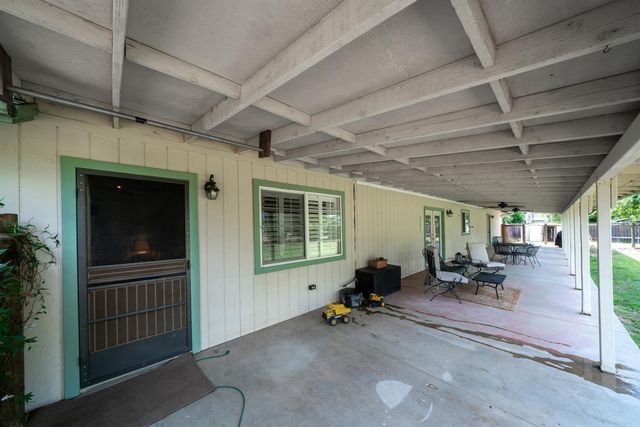 22052 Melrose Court, Madera, CA 93638