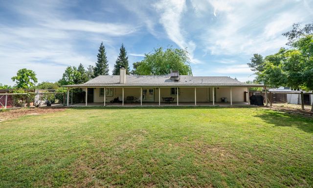 22052 Melrose Court, Madera, CA 93638