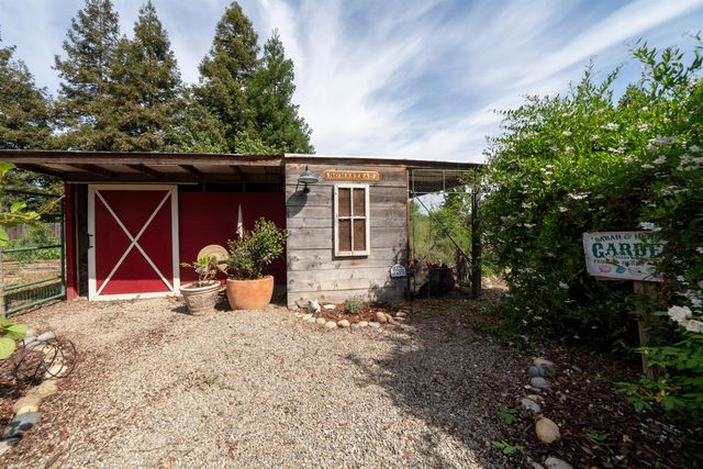 22052 Melrose Court, Madera, CA 93638