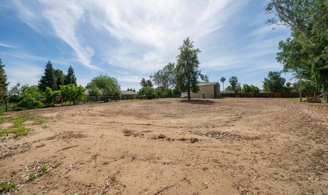 22052 Melrose Court, Madera, CA 93638