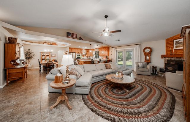 22052 Melrose Court, Madera, CA 93638