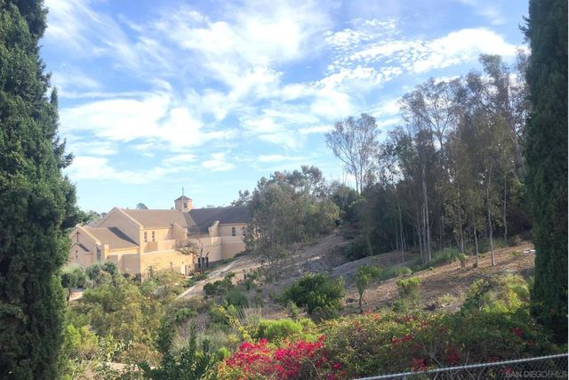 4517 Quailridge Dr, Oceanside, CA 92056