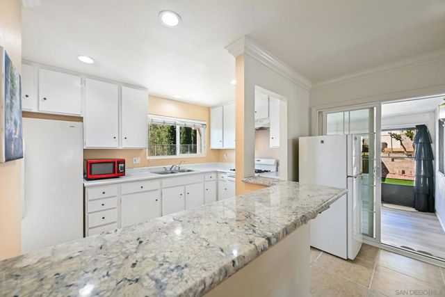 4517 Quailridge Dr, Oceanside, CA 92056